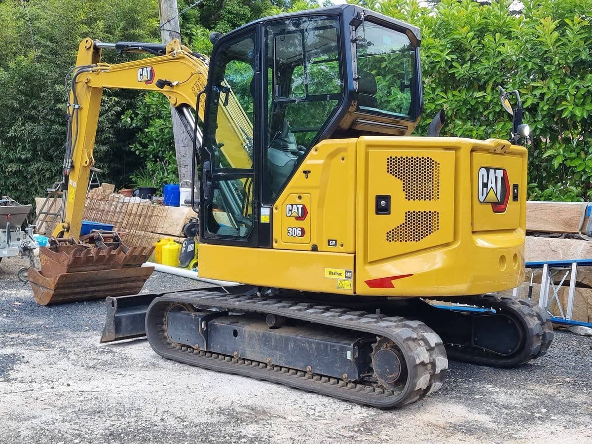 Excavadora Cat 306 usada a la venta