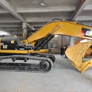 Excavadora CAT 325 usada a la venta