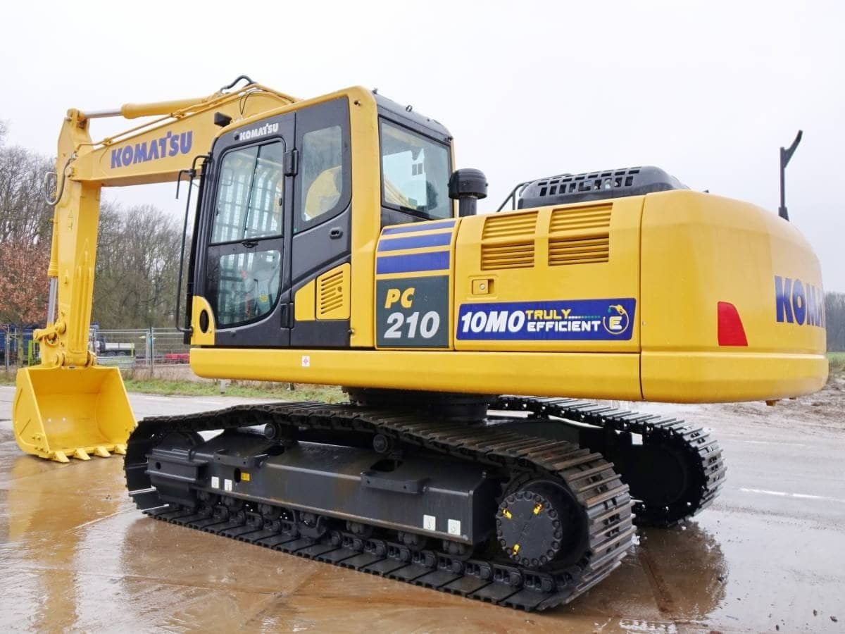 Pelle d'occasion originale Komatsu PC210