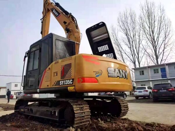 Original Used Excavator SANY SY135C