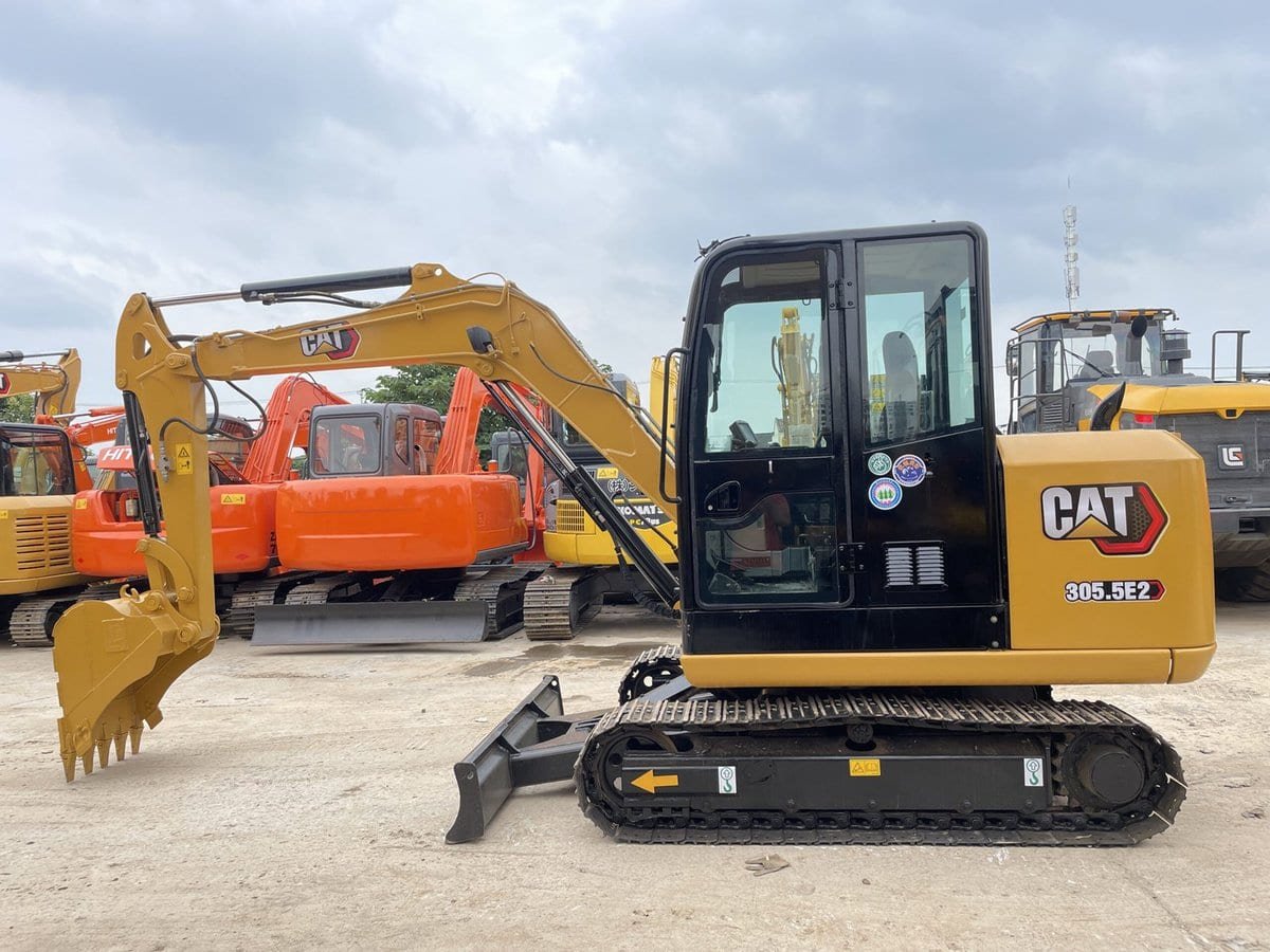 Pelle Cat 305 d'occasion