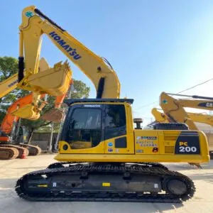 Pelle d'occasion Komatsu PC200