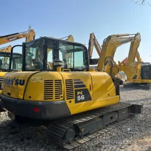 Miniexcavadora Komatsu PC56 usada