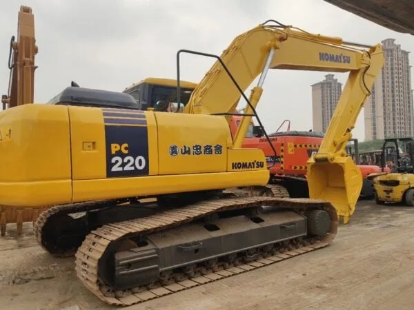 Used Excavator Komatsu PC220 For Sale