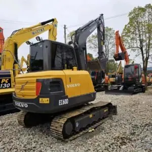 Used Volvo excavators EC60D For Sale